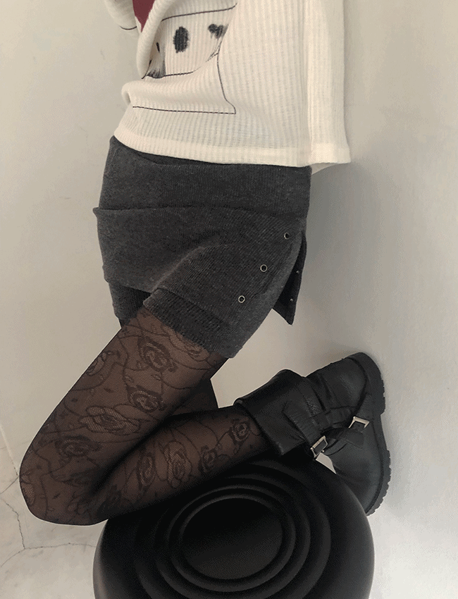 더에펠 당일배송 주문폭주 아일렛 트임 니트 스커트팬츠 (2color)