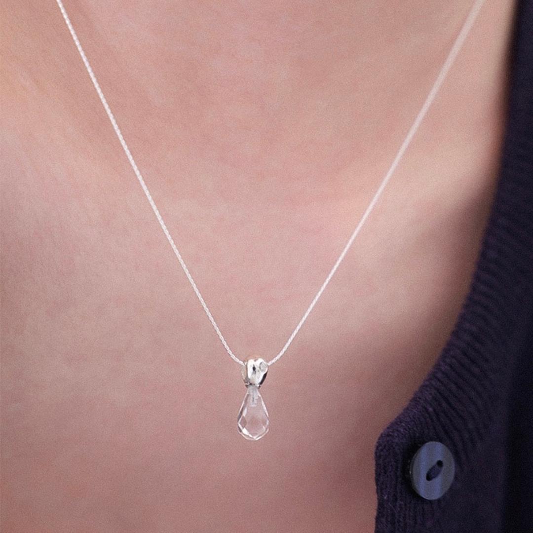 Crystal drop necklace