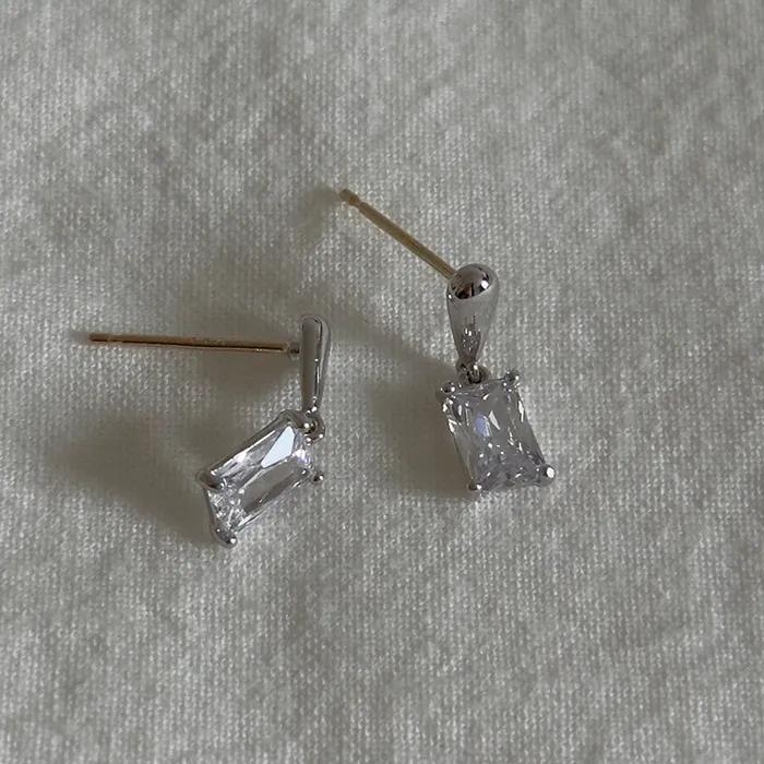 14k Ines earrings