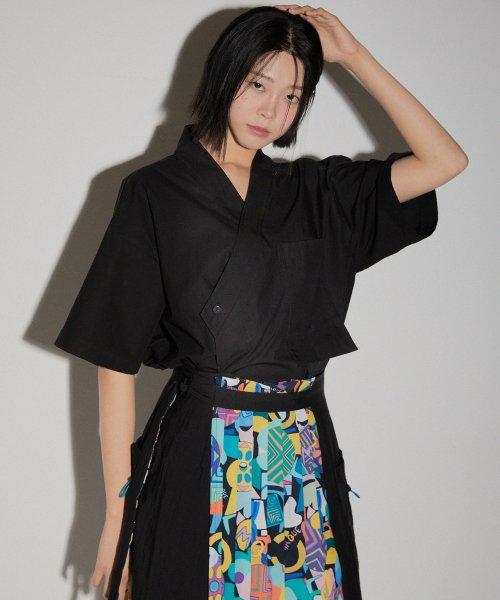 자락장식셔츠 RM23A151