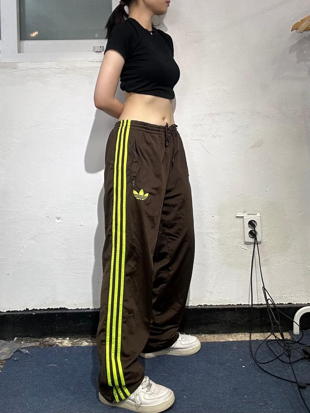 90s 아디다스 대대장 브라운 파이어버드 와이드 트레이닝 팬츠 100 | 후루츠패밀리