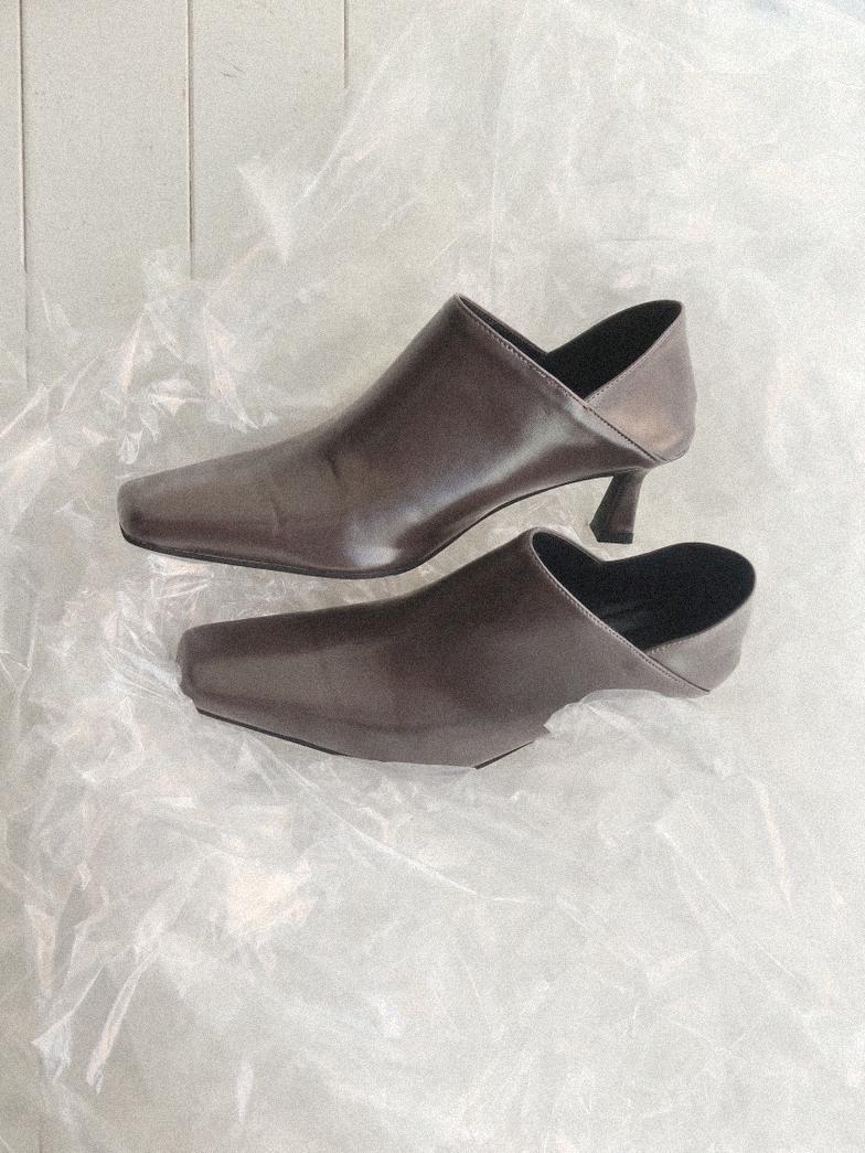 뮤로우 FOLDABLE STILETTO PUMPS