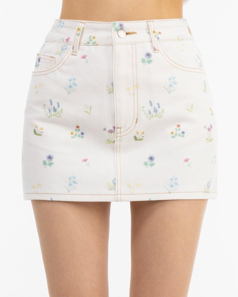 FLOWER PRINT DENIM MINI SKIRT_WHITE - THE CENTAUR