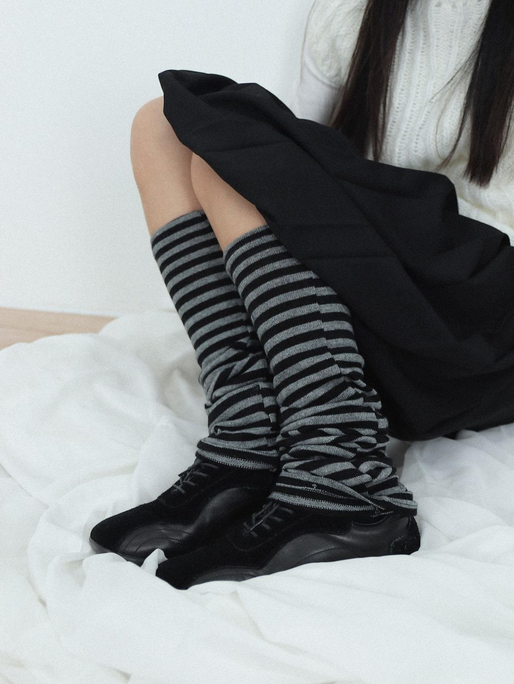 스트라이프 롱 레그 워머