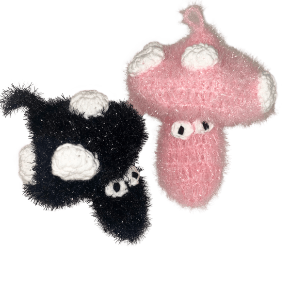 MUSHROOM SCRUBBER (2 colors)