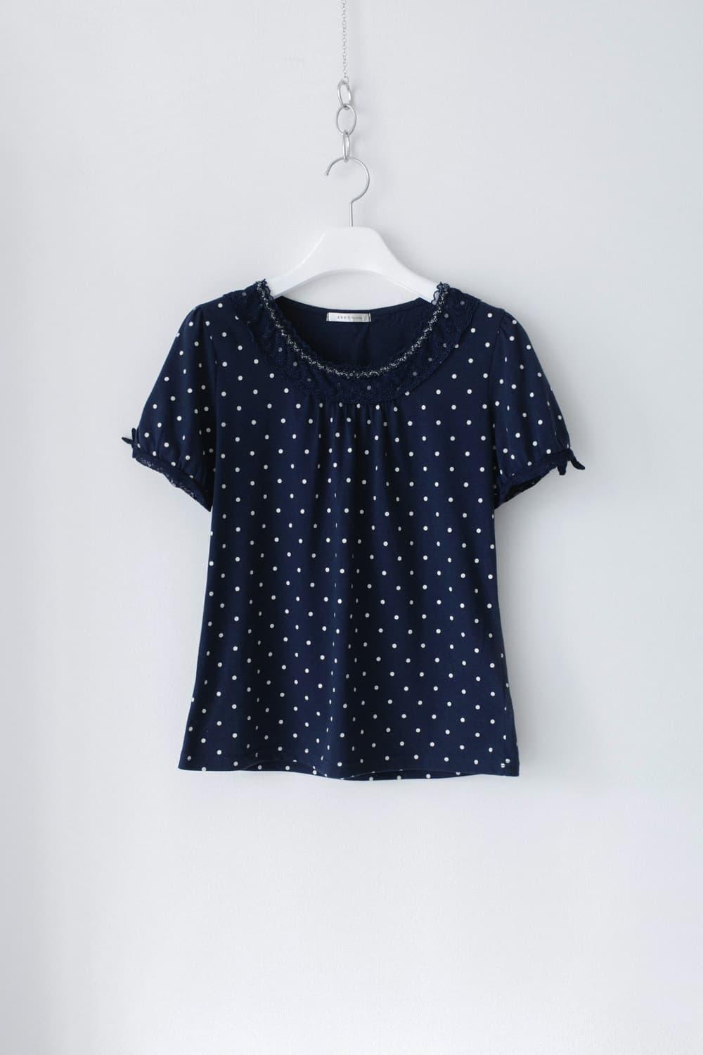 axes femme) dot half T | 후루츠패밀리