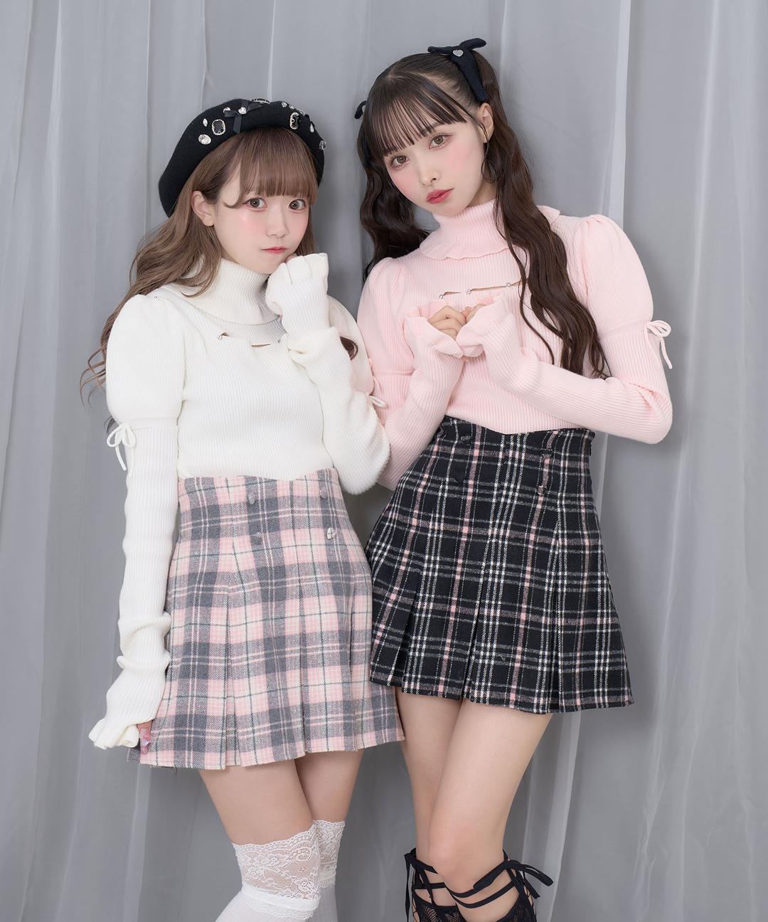 ハートボタンボックスプリーツミニスカート