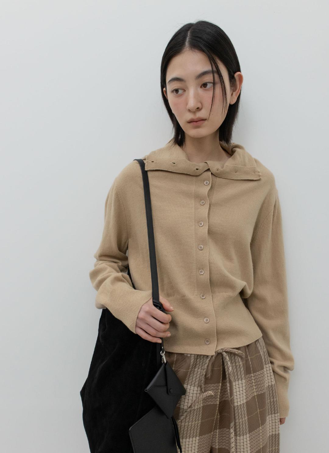 25FW MERINO WOOL HIGHNECK CARDIGAN / BEIGE