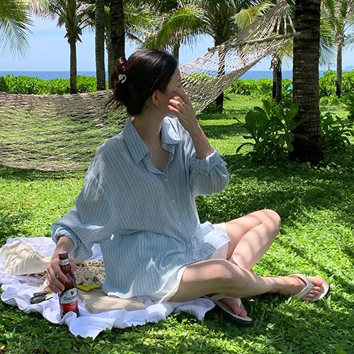 디어먼트 [단독]🌴[9천장돌파][스트라이프셔츠/휴양지/살안타템][MNLB] 시리얼 여리루즈핏 스트라이프 코튼 셔츠