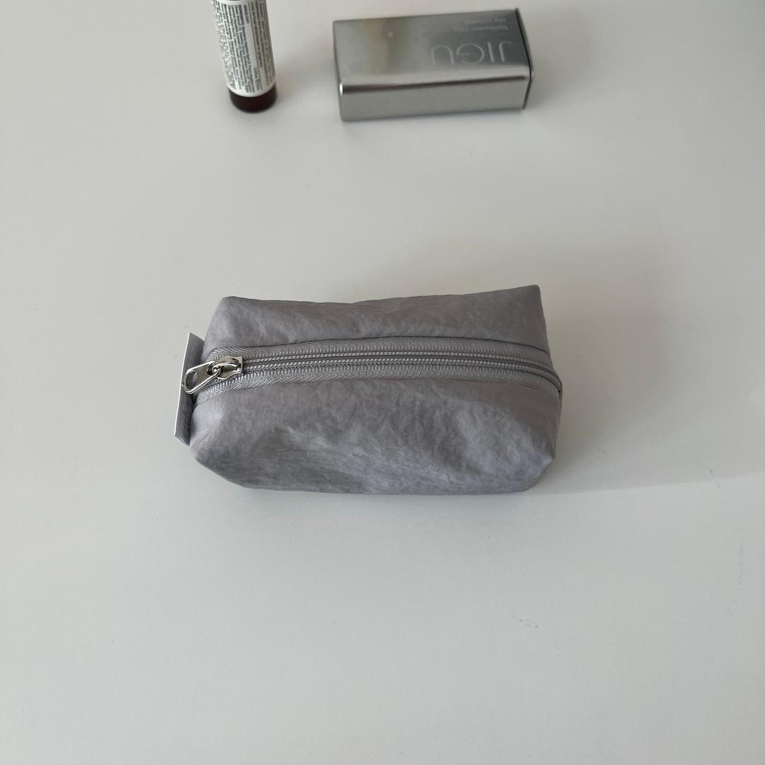 러슬 그레이 열매 파우치