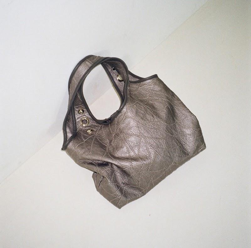 Bones Bag (silver- grey)