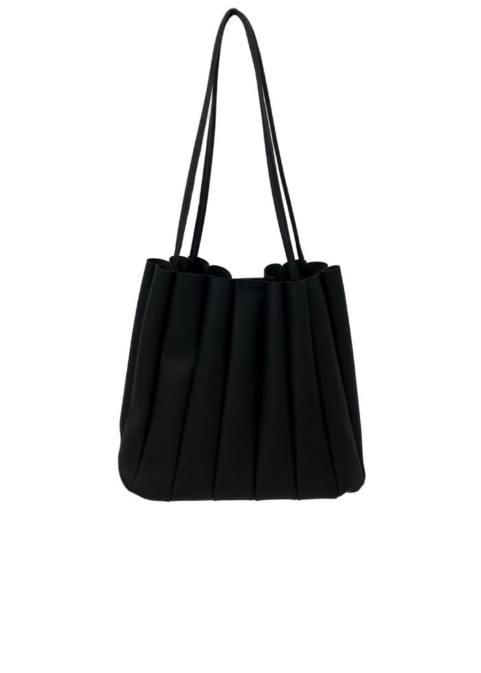 NO.1 BLACK C.O.L SHOULDER BAG