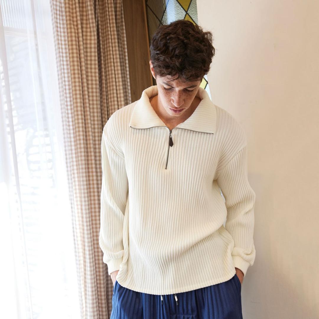 [남성] 소프트 플리츠 니트 탑 (아이보리)