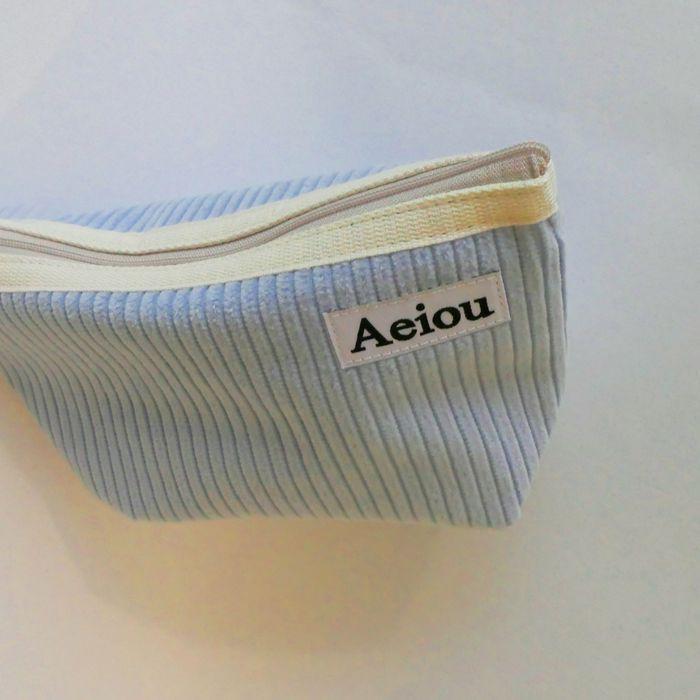 Aeiou Basic Pouch (L size) Ice Blue Corduroy