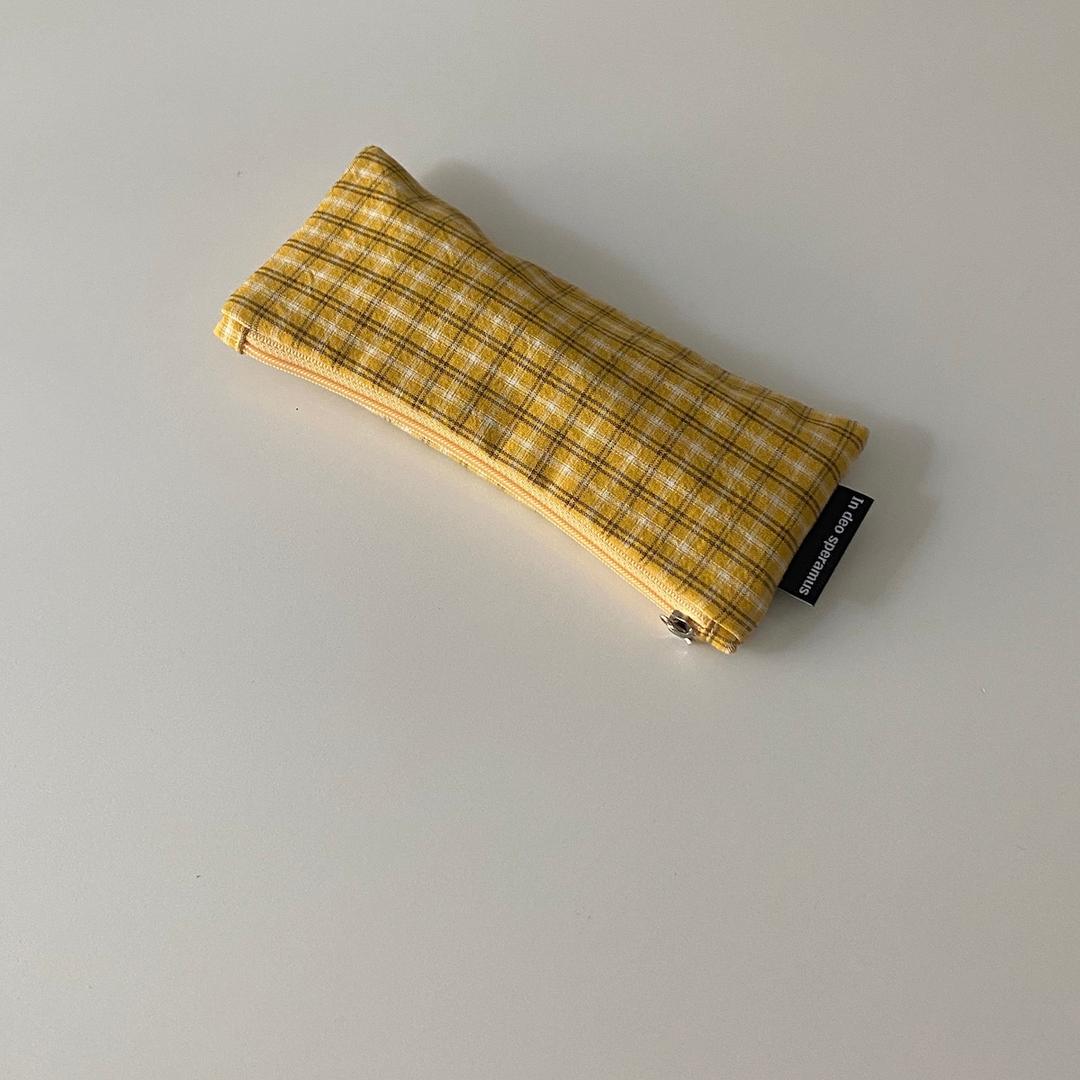 빈티지 옐로우 필통Vintage yellow pencil case)