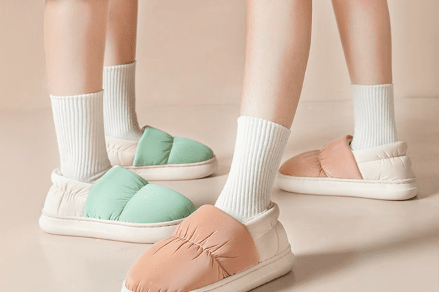 풋패딩 푹신한 겨울 패딩 털실내화 실내 사무실 거실화