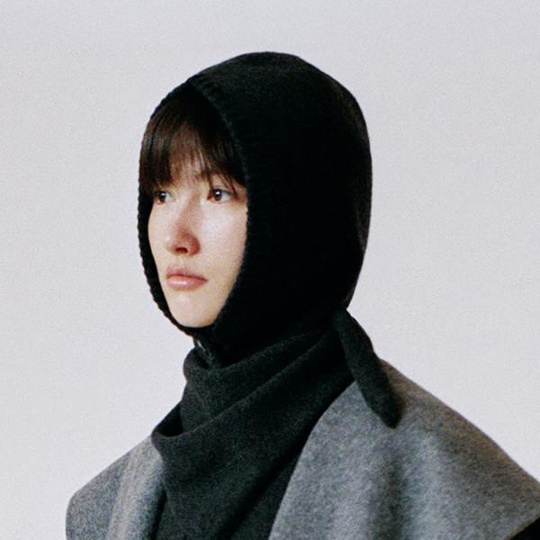 GEELONG WOOL SEAMLESS KNIT BALACLAVA - CHARCOAL