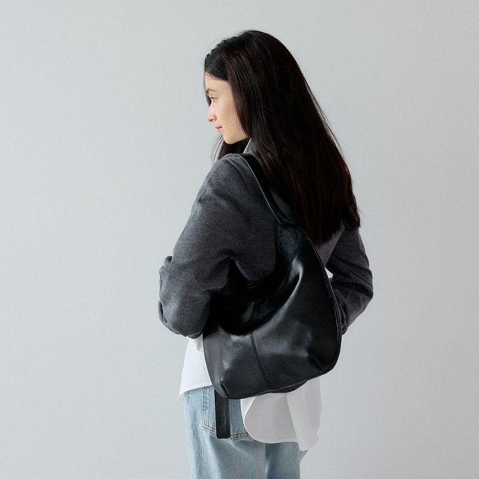 layer shoulder bag / Hair-On Leather black