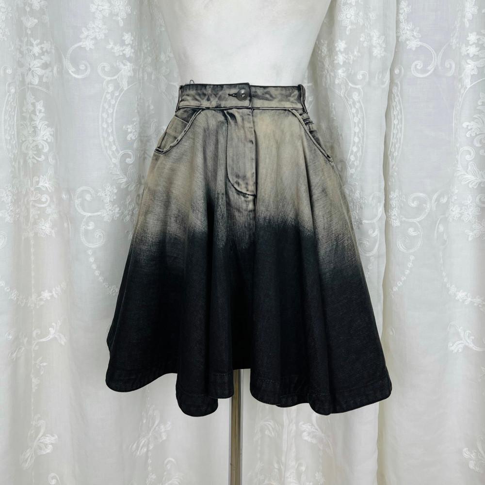 [중고] 1674 블랙 흑청 데님 그라데이션 미니스커트