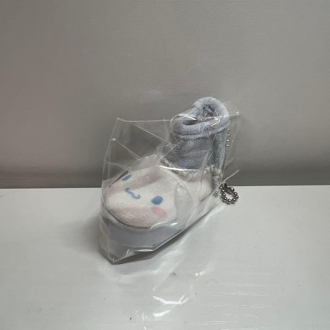 산리오시크릿미니부츠참시나모롤