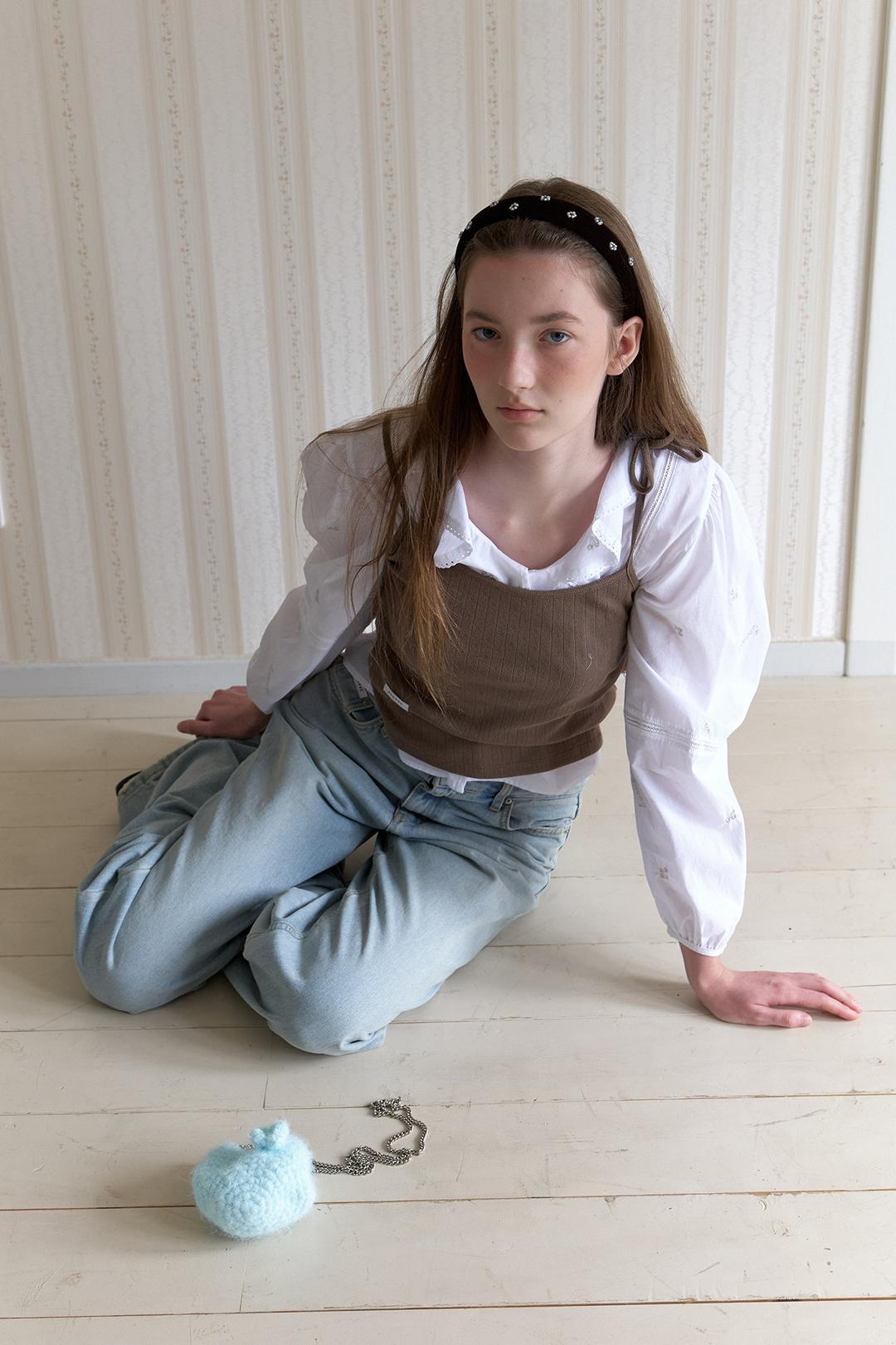 (3rd Re-stock) One String Top (Brown)