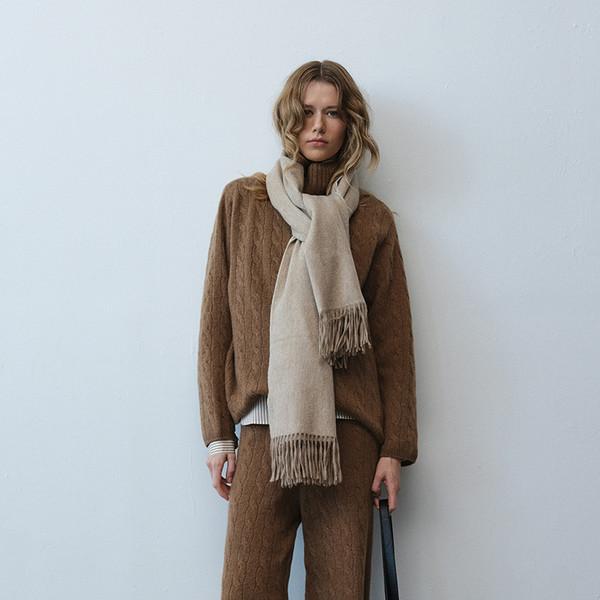 Cloudy Touch Cable Knit Set Up_Camel Brown