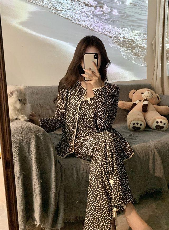 (3종 SET)러버블랙 로즈 잠옷 나시 가디건 긴바지 파자마 세트 쓰리피스 캡내장