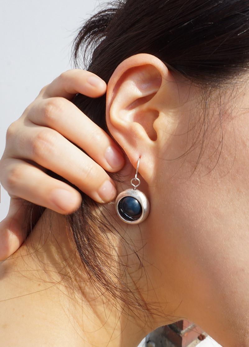[E155]ball line earring/귀걸이/미니멀귀걸이/시선