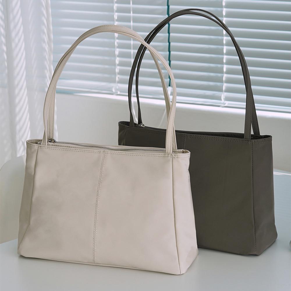 아이띵소 TIDY SHOULDER BAG 타이디 숄더백 데일리백 여성숄더백 아이패드 수납 직장인 출근가방