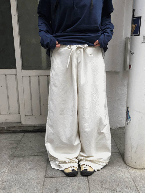 salt frill wide pt (2c)