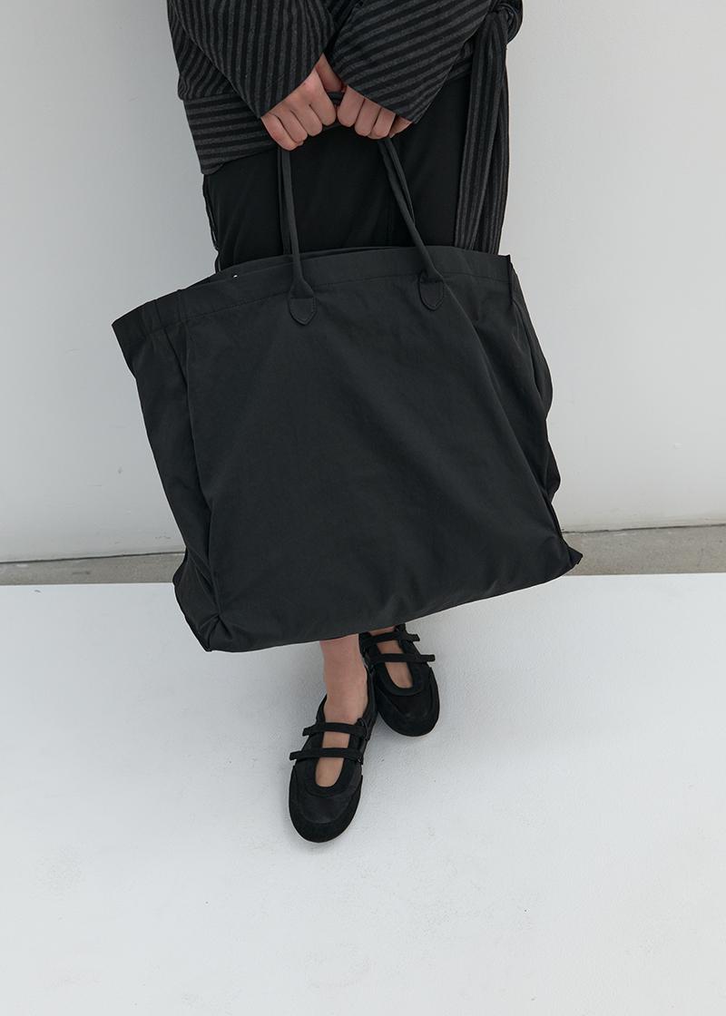 (EXCLUSIVE) CLASSIC FABRIC BIG BAG IN BLACK