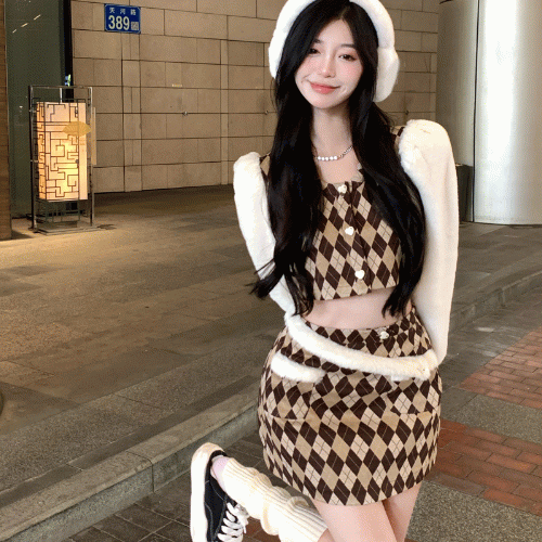 브라운 아가일 양털 포인트 크롭 자켓 + 미니스커트 투피스 셋업 세트 겨울아우터 겨울신상 가을신상 여친룩 데이트룩 캐주얼룩 연말룩 크리스마스 파티룩