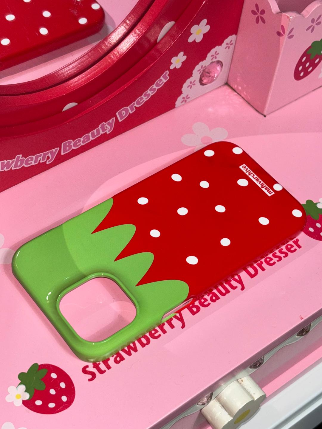 red strawberry hard case