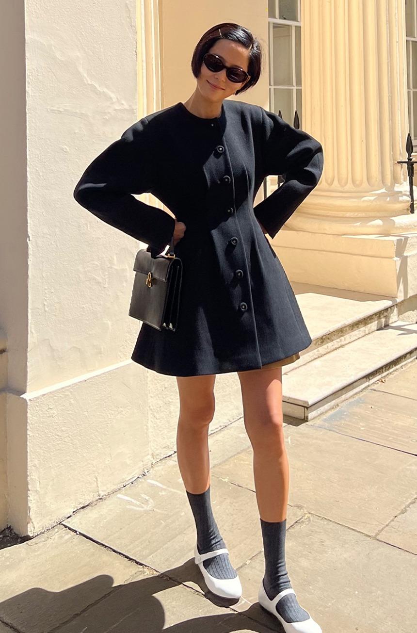 [1/26 예약배송][박나언 착용]TRAFALGAR Volume sleeve wool coat (Black)