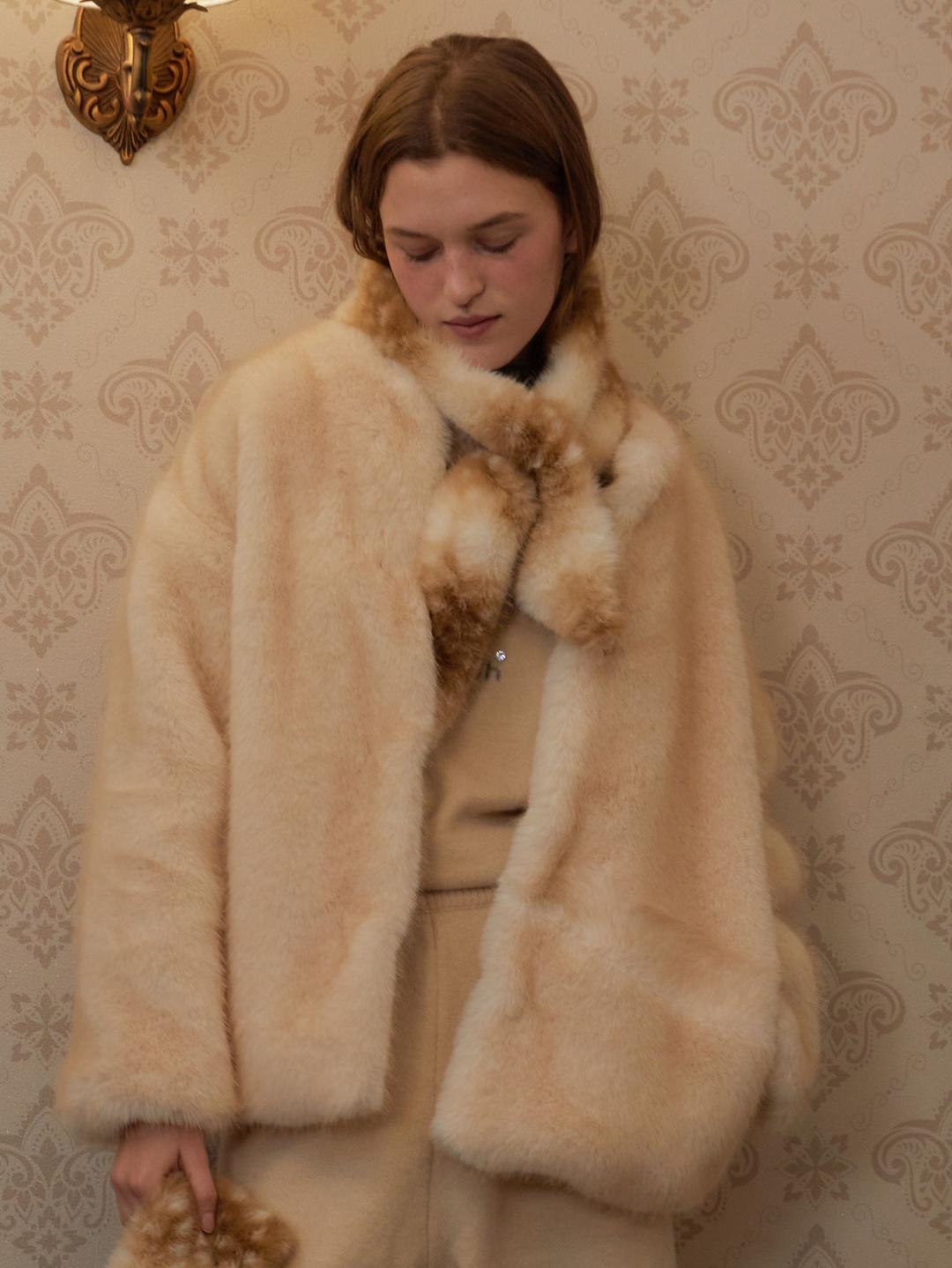 Bambi fur muffler (Beige)