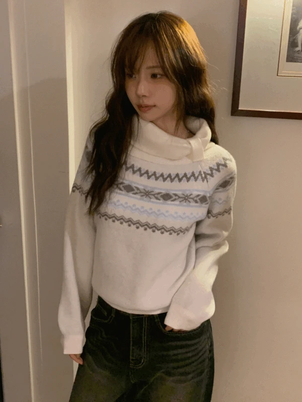 피아츠 노르딕 폴라넥 니트