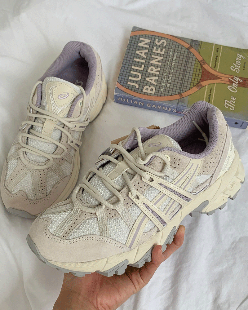 아식스 젤 소노마 15-50 1202A365 크림 여성용