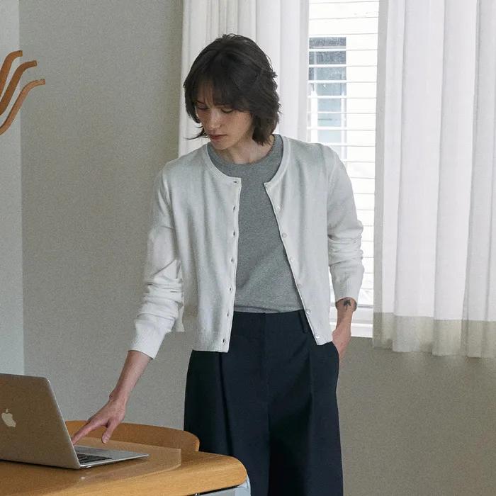 Classic Round Cardigan[LMBESPKN271]-Ivory