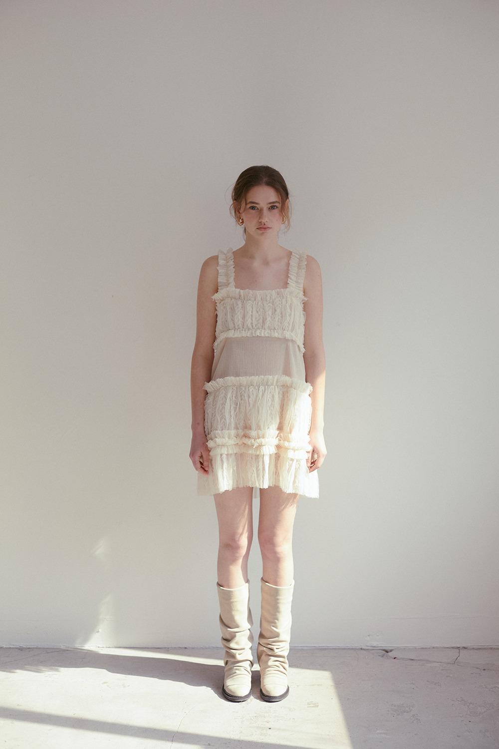 TULLE LAYERED ONE PIECE_CREAM [2월 28일 순차배송]