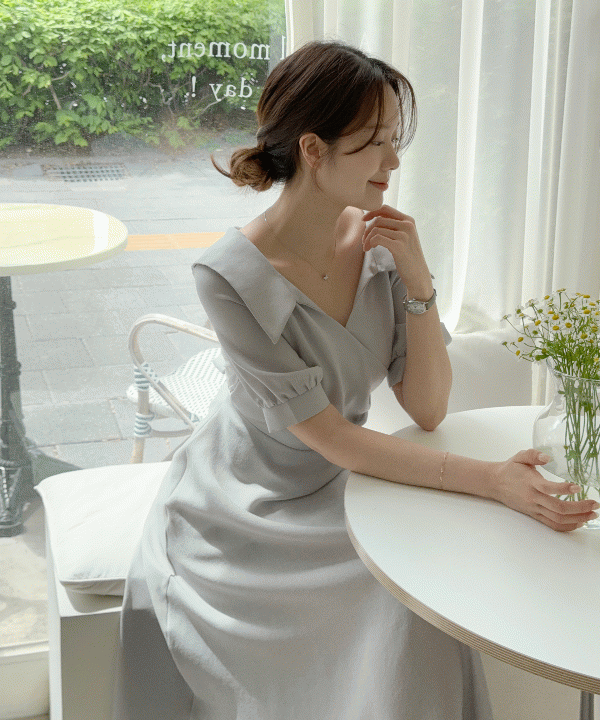 소르베 카라 랩 플레어 원피스