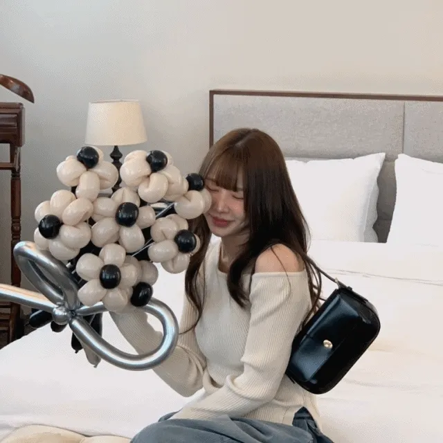 원숄더 골지 니트 오트밀 ,블랙 [니트/언발/봄코디/코디추천/데일리/캐주얼/개강룩/대학생/y2k]