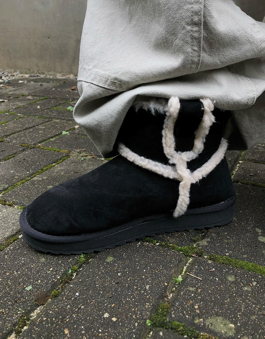 이지 무스탕 숏 어그 (2color)