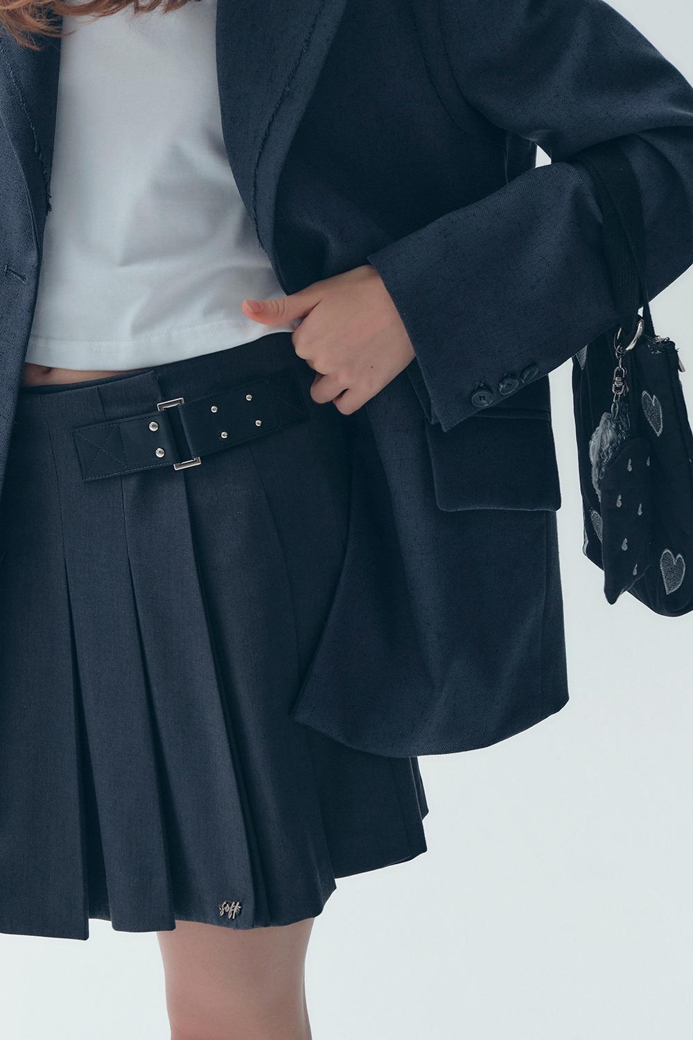 BELT WRAP PLEATED SKIRT [CHARCOAL][9/27 순차배송]