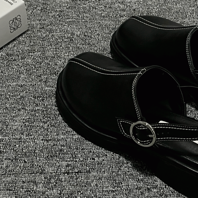 스티치 통굽 샌들