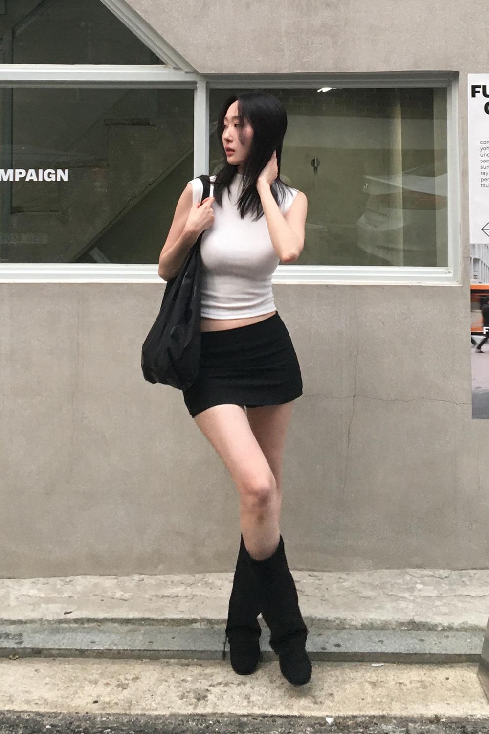 모디 하프넥 민소매탑 [2colors]