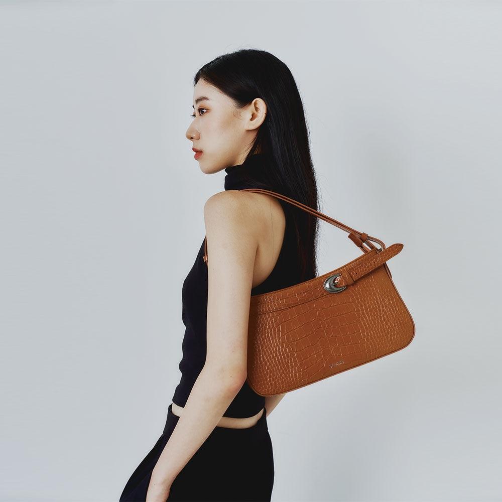 croco leather belt bag - brown