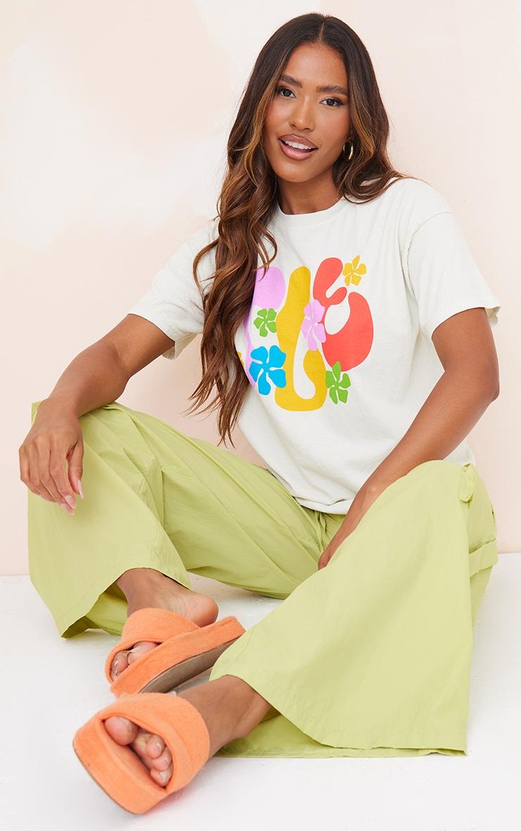 PRETTYLITTLETHING Cream Bubble Print Washed T Shirt