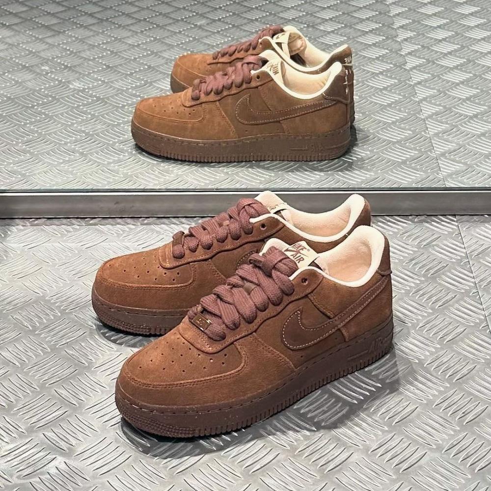 나이키 에어포스 카카오와우 초콜릿 브라운 FQ8901-259