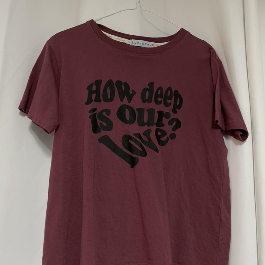 러브이즈트루 반팔티