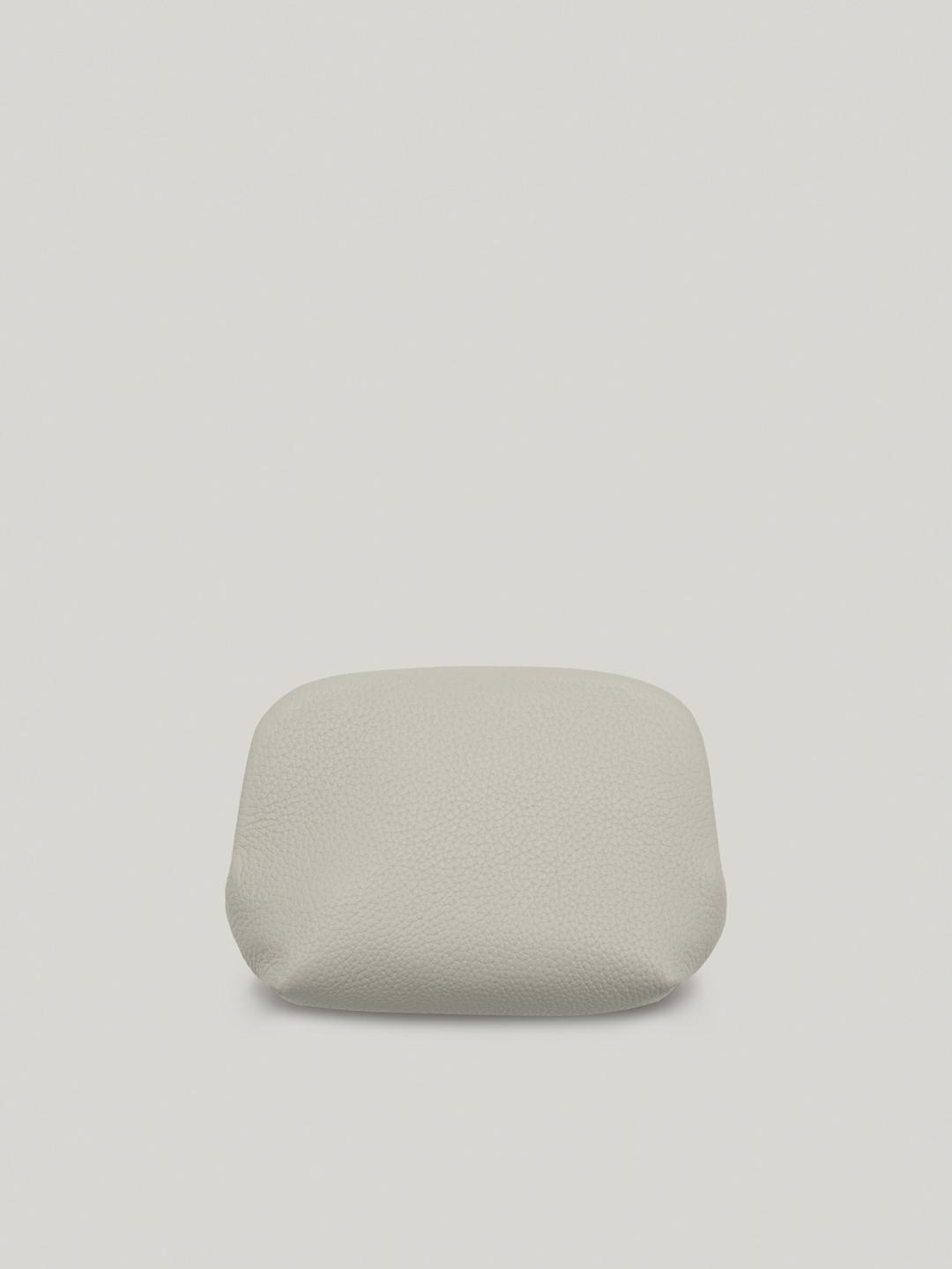 PAVE FRAME POUCH (MISTY WHITE)